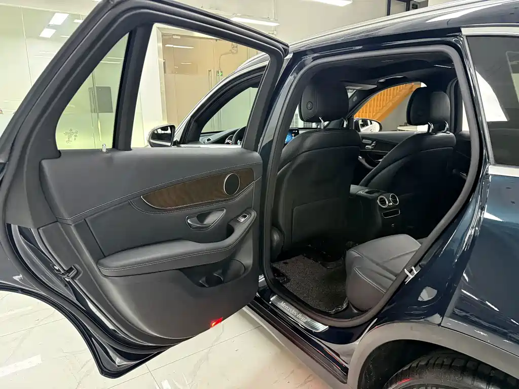 Mercedes-Benz GLC 2020 — фото 13