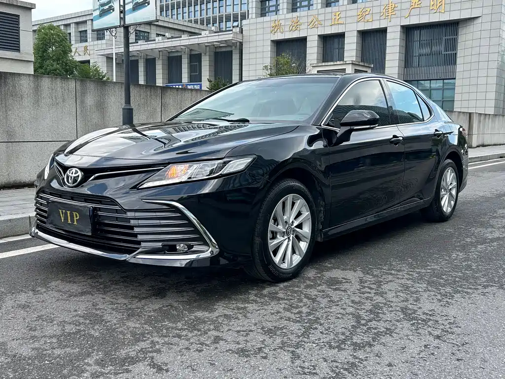 Toyota Camry 2023