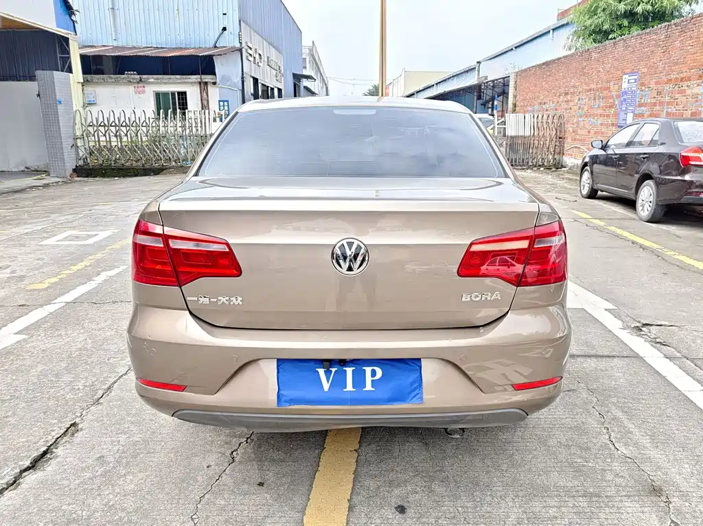 Volkswagen Bora 2014