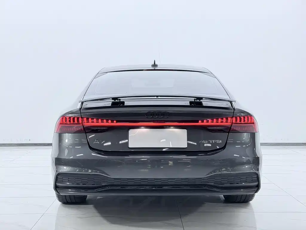 Audi A7 2023 — фото 11