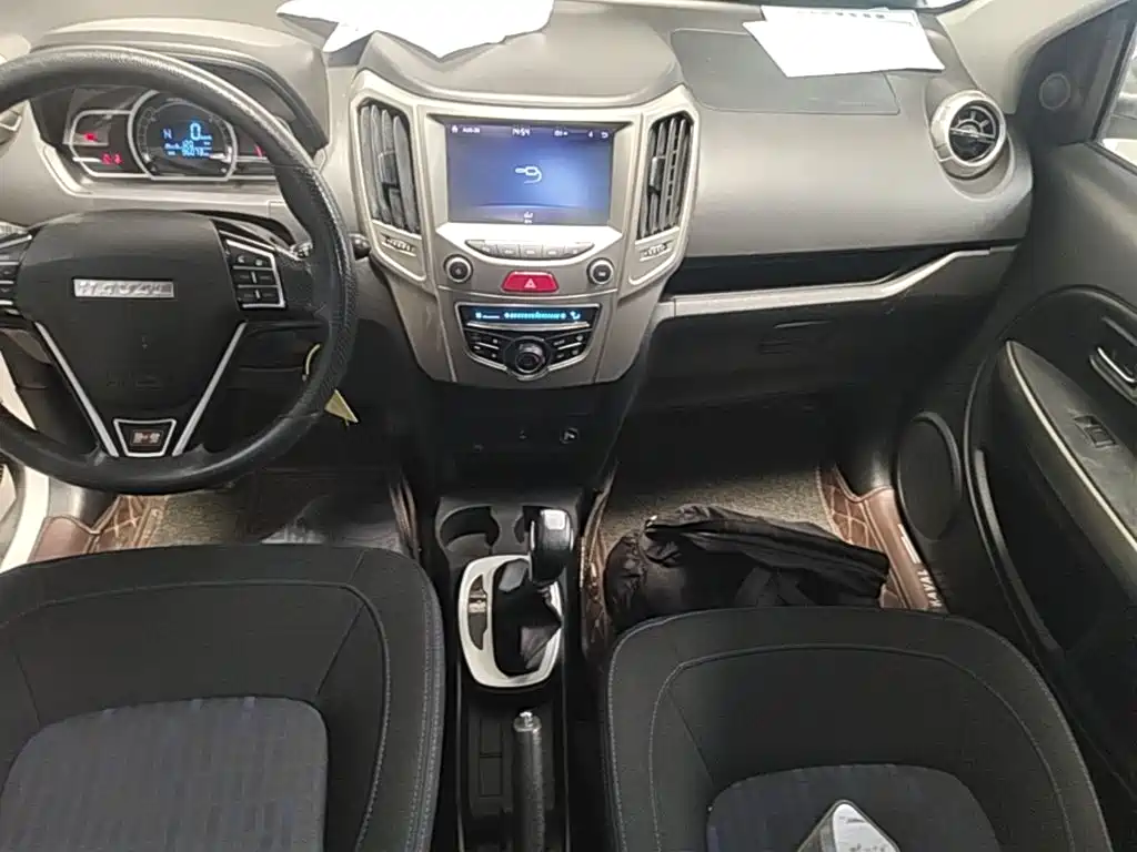 Haval H1 2016 — фото 9