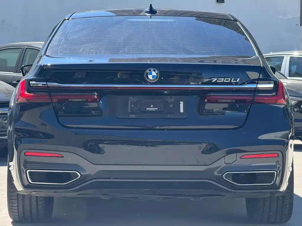 BMW 7 Series 2020 — фото 17