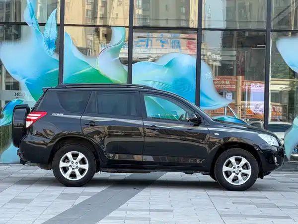 Toyota RAV4 2009