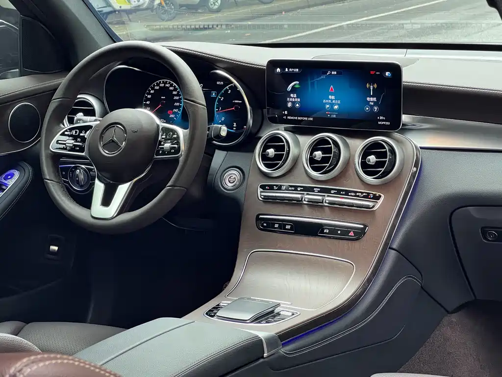 Mercedes-Benz GLC 2022 — фото 19