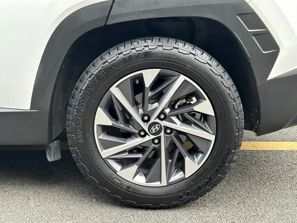 Hyundai Tucson 2023 — фото 14
