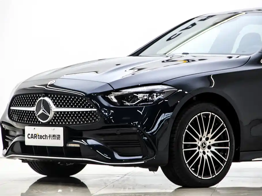 Mercedes-Benz C-Class 2025 — фото 7