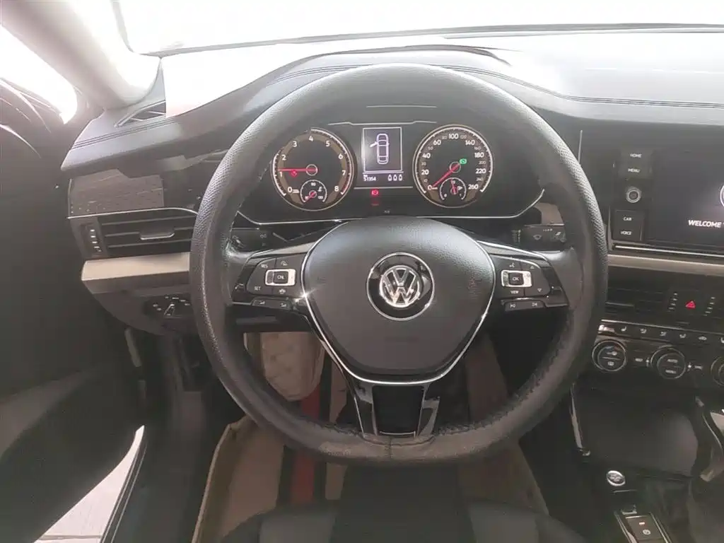 Volkswagen Passat 2019 — фото 11