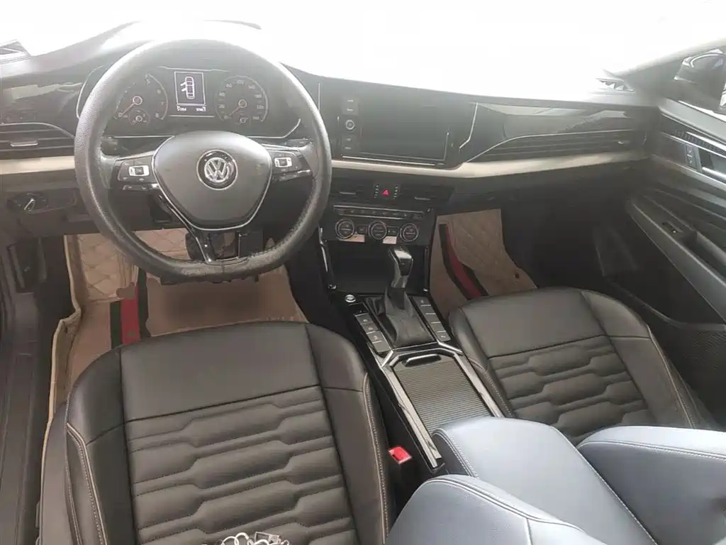 Volkswagen Passat 2019 — фото 10
