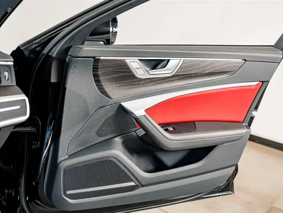 Audi A6L 2025 — фото 15
