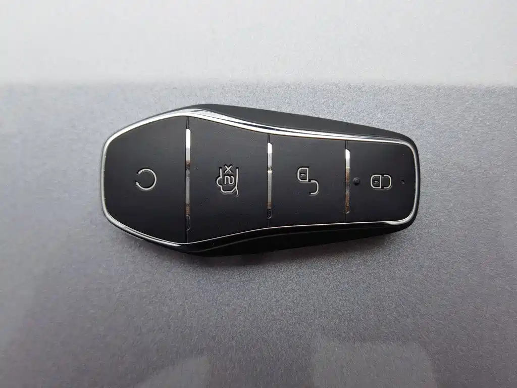 BYD Qin PLUS 2023 — фото 19