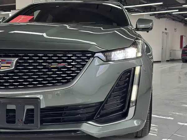 Cadillac CT5 2022