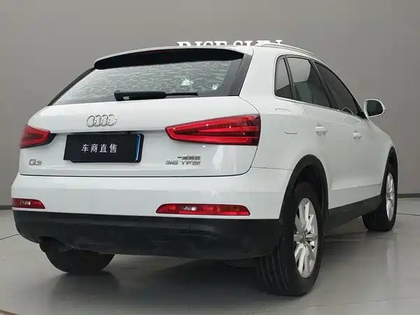 Audi Q3 2015