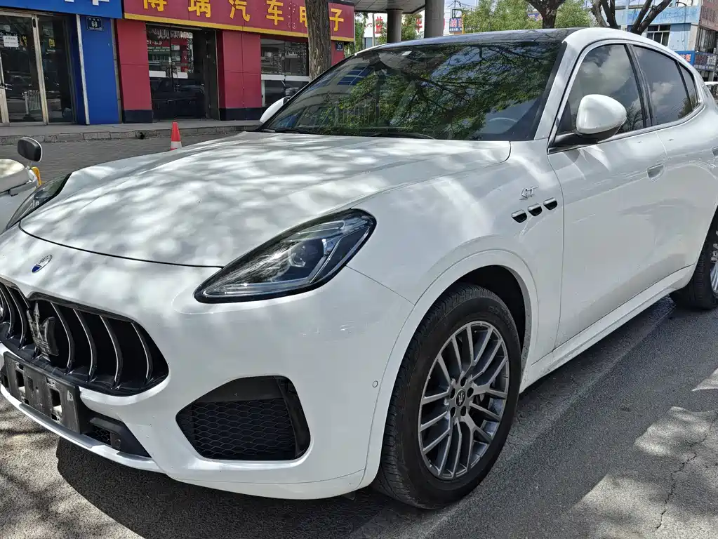 Maserati Grecale 2024