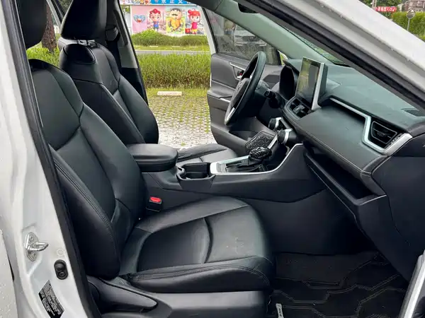 Toyota RAV4 2022