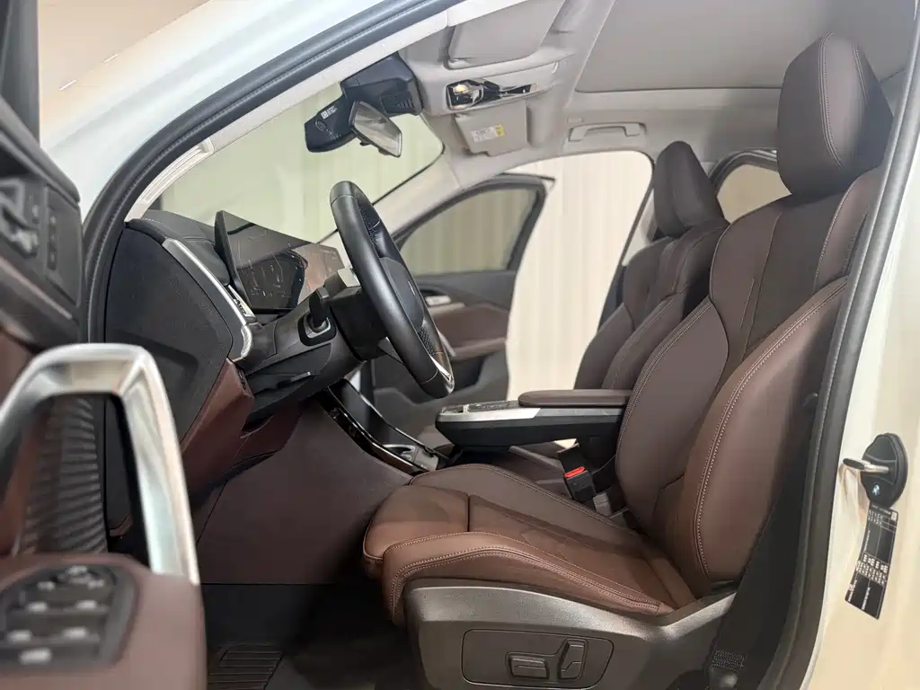 BMW X2 2025 — фото 12