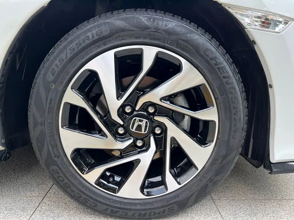 Honda Civic 2021 — фото 16