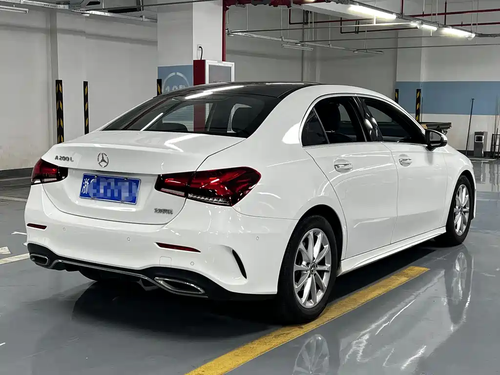 Mercedes-Benz A-Class 2021 — фото 2