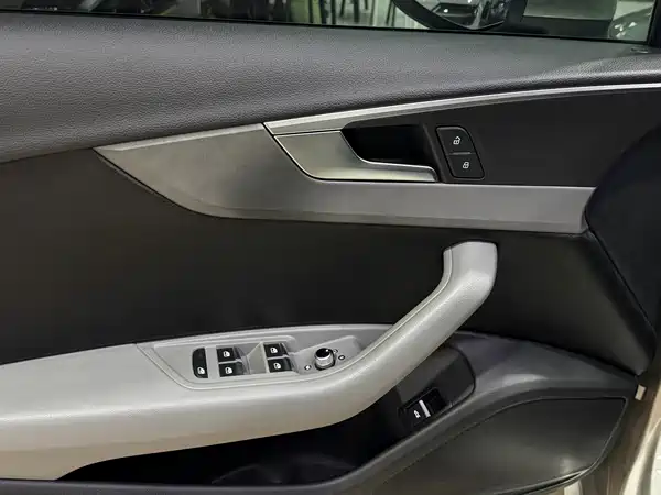 Audi A4L 2017