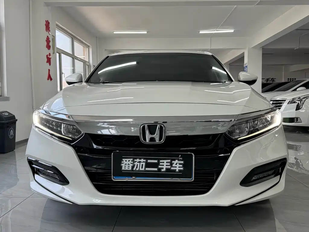 Honda Accord 2019 — фото 2