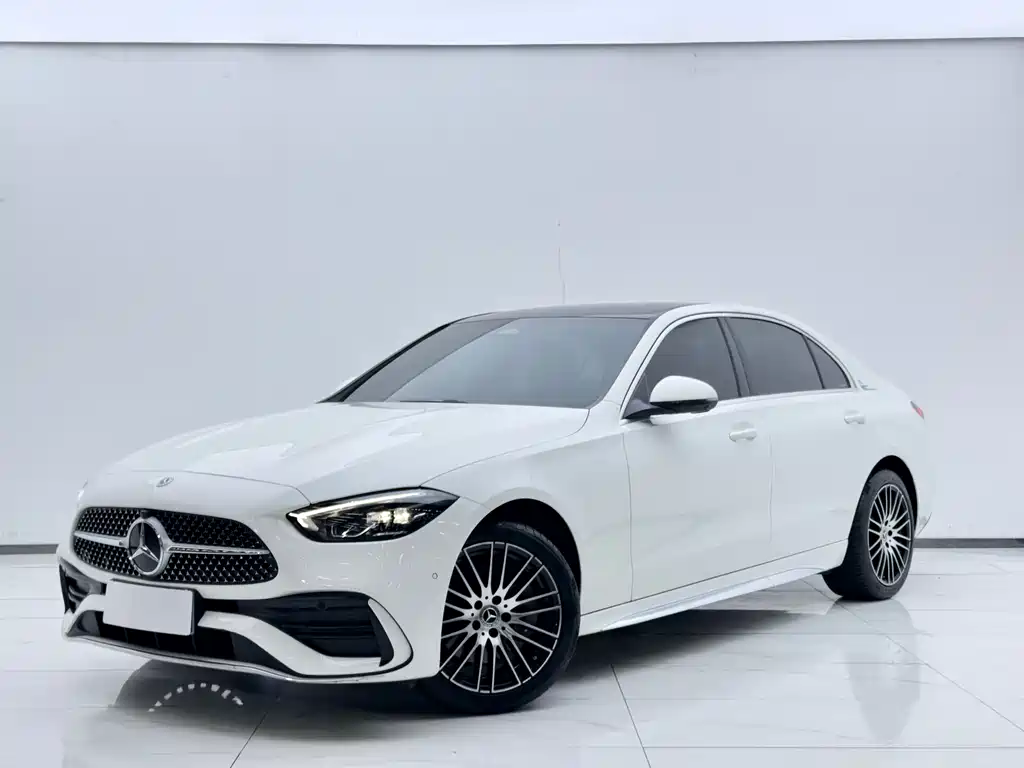 Mercedes-Benz C-Class 2025 — фото 1