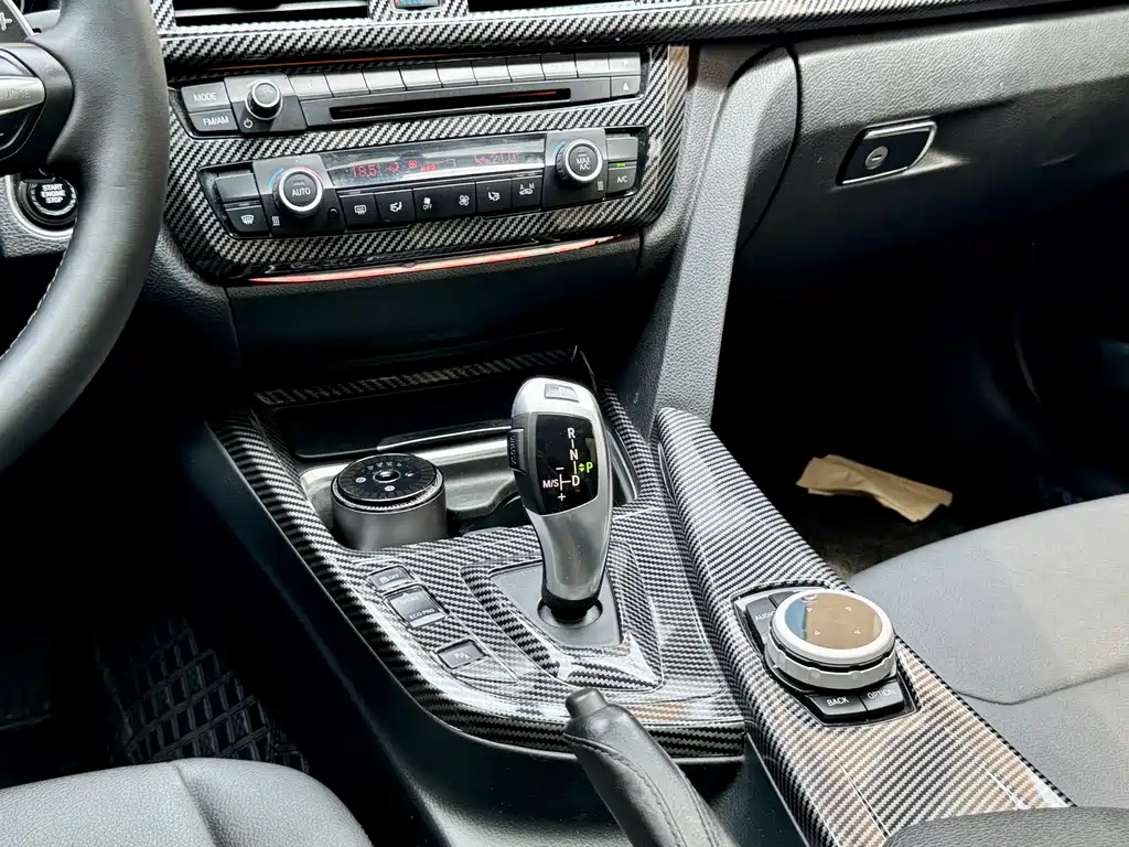 BMW 3 Series 2015 — фото 9
