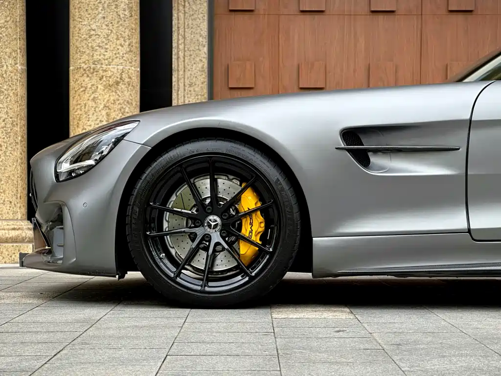 Mercedes-Benz AMG GT 2021 — фото 20