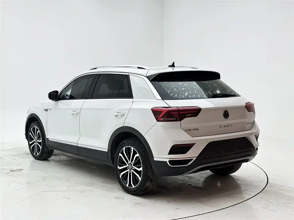 Volkswagen T-Roc 2022 — фото 4