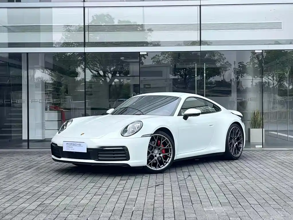 Porsche 911 2021