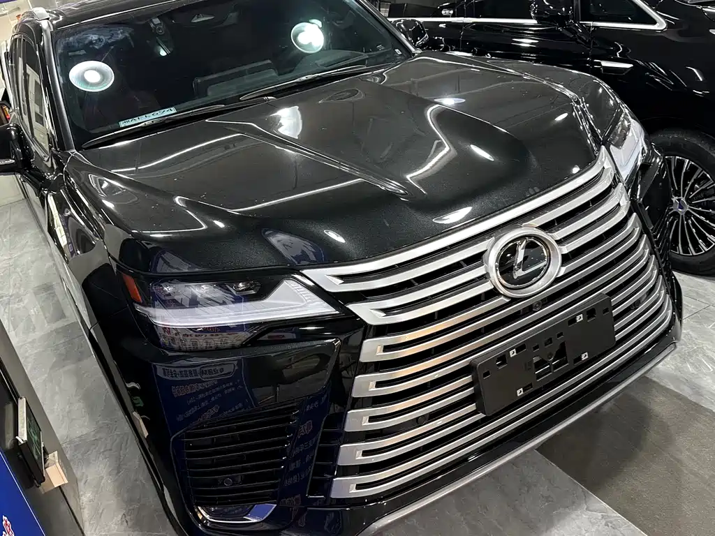 Lexus LX 2026 — фото 13