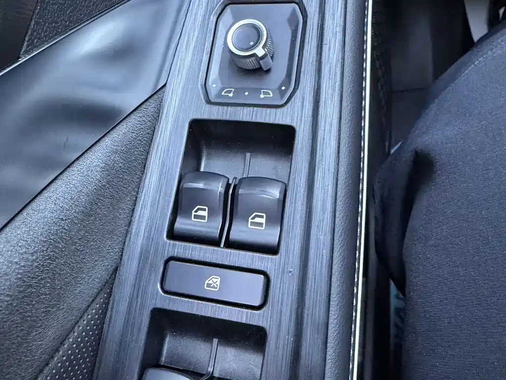 Haval H6 2023 — фото 17