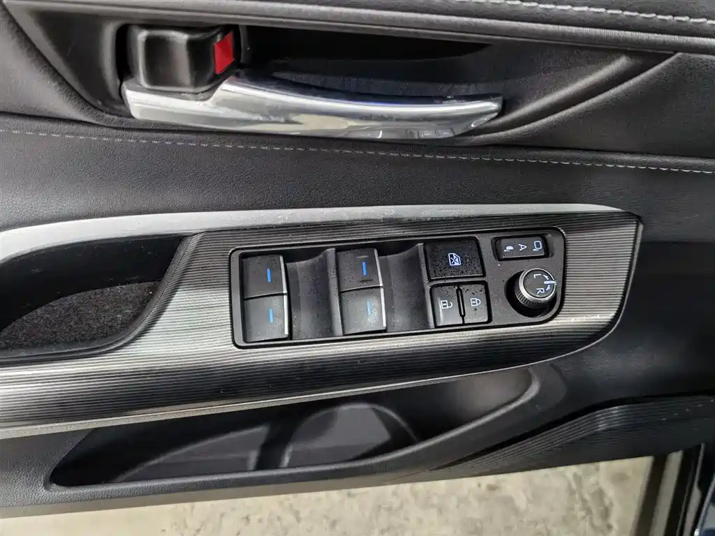 Toyota Harrier 2022 — фото 9