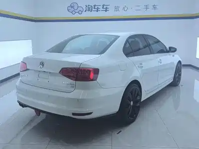 Volkswagen Sagitar 2017