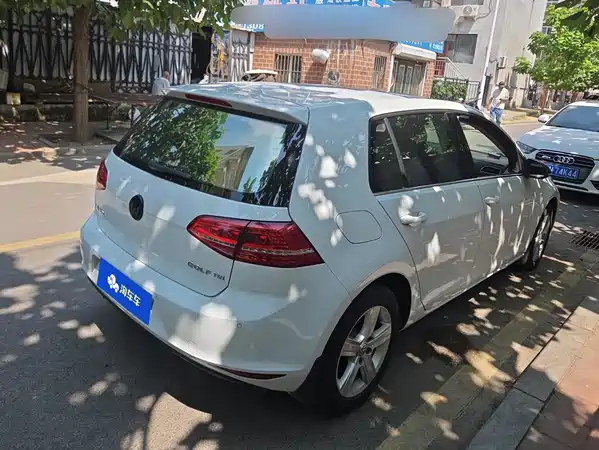 Volkswagen Golf 2016