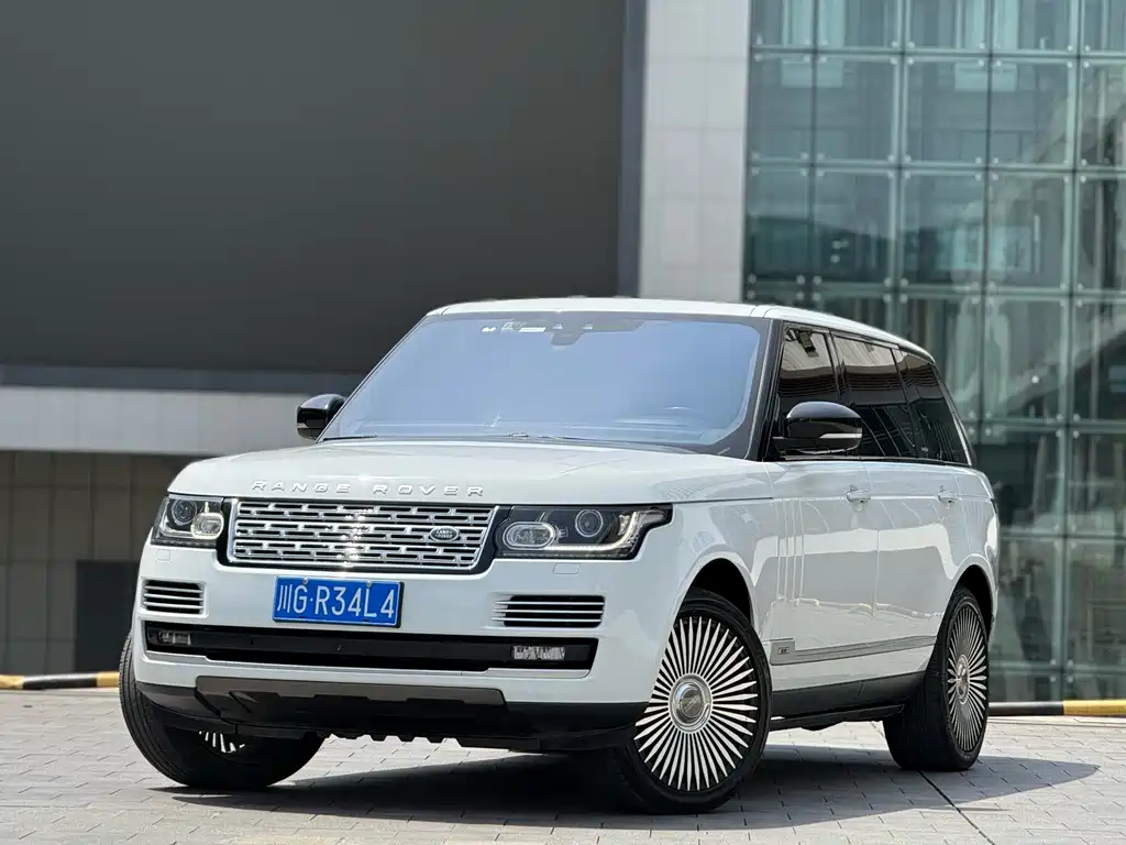 Land Rover Range Rover 2019 — фото 1