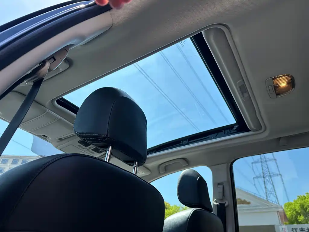 Subaru Forester 2015 — фото 21