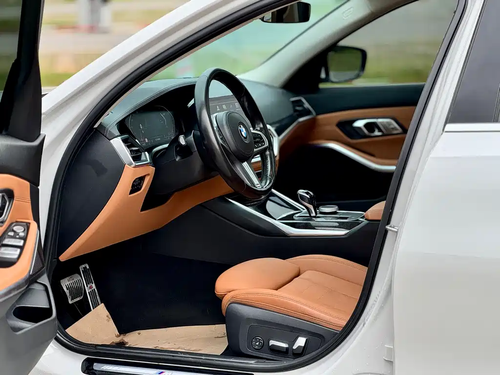 BMW 3 Series 2020 — фото 14