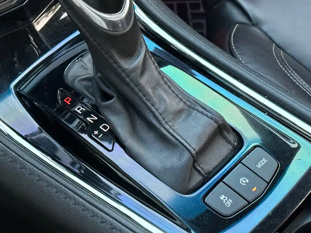 Cadillac ATS-L 2018 — фото 15