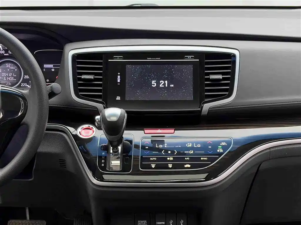 Honda Odyssey 2019 — фото 10