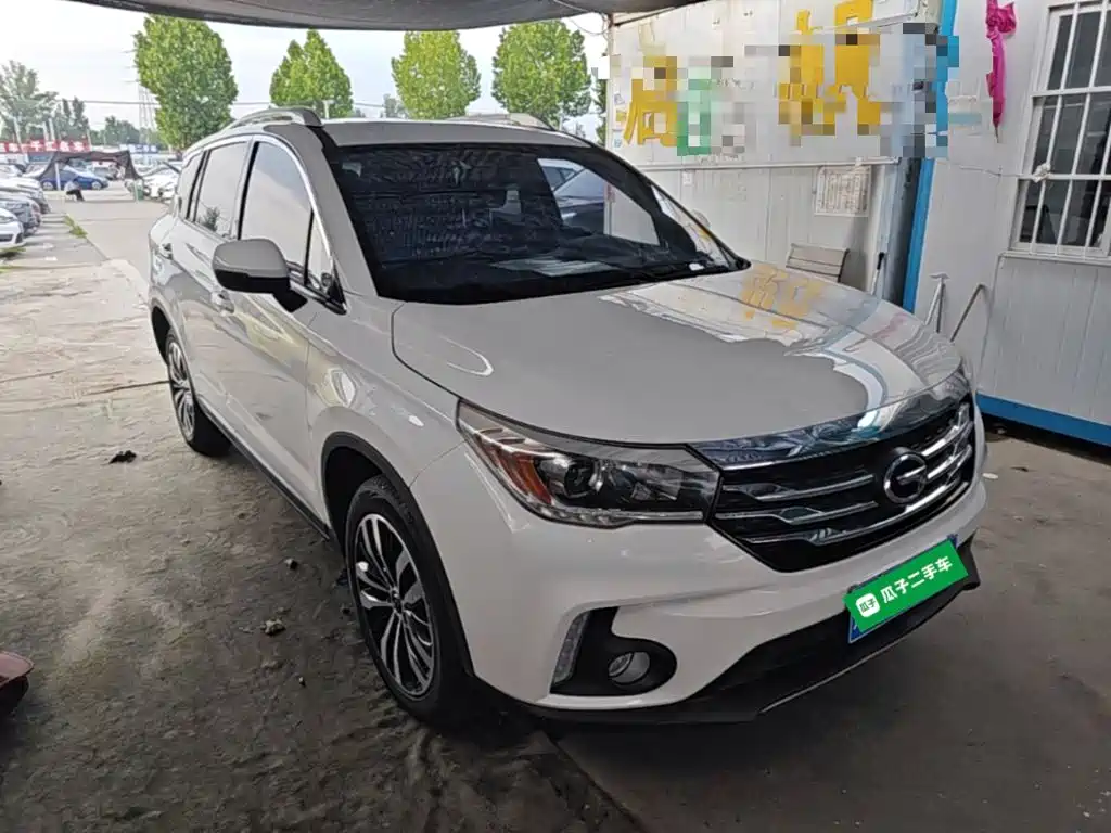 GAC Trumpchi GS4 2016 — фото 4