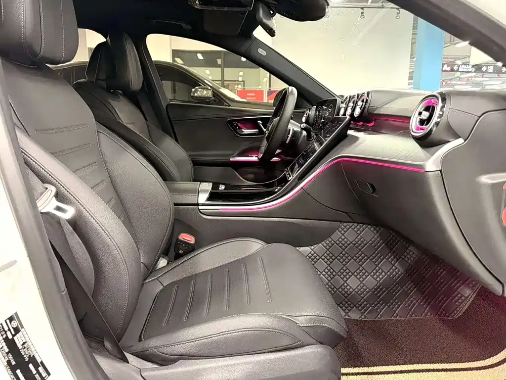 Mercedes-Benz C-Class 2023 — фото 8