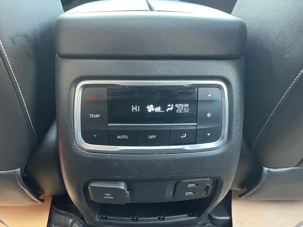 GAC Trumpchi GS8 2020 — фото 18