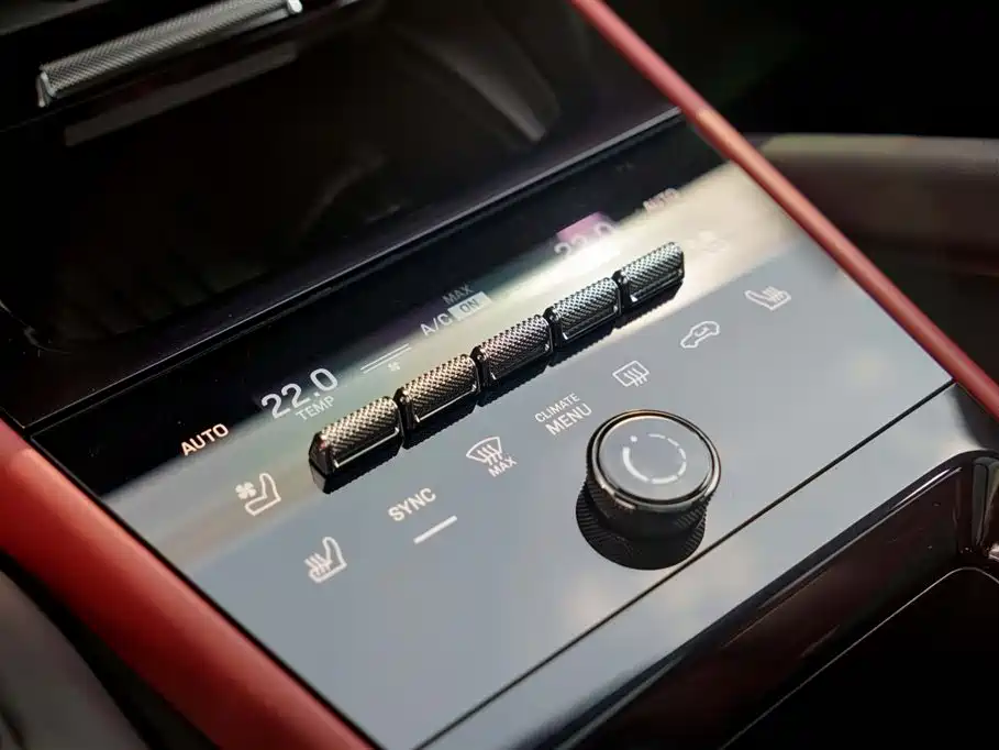 Porsche Cayenne 2025 — фото 17