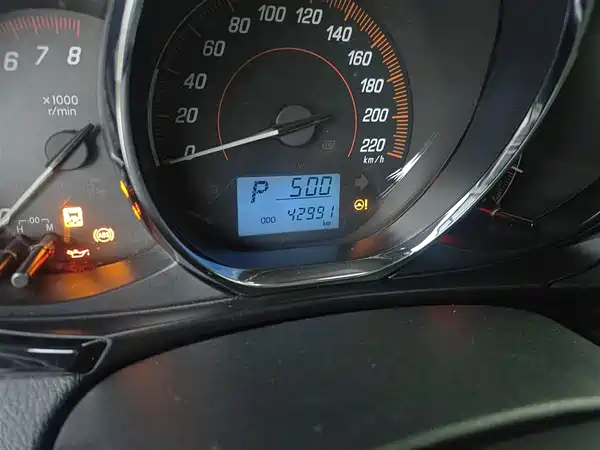 Toyota Yaris L 2020