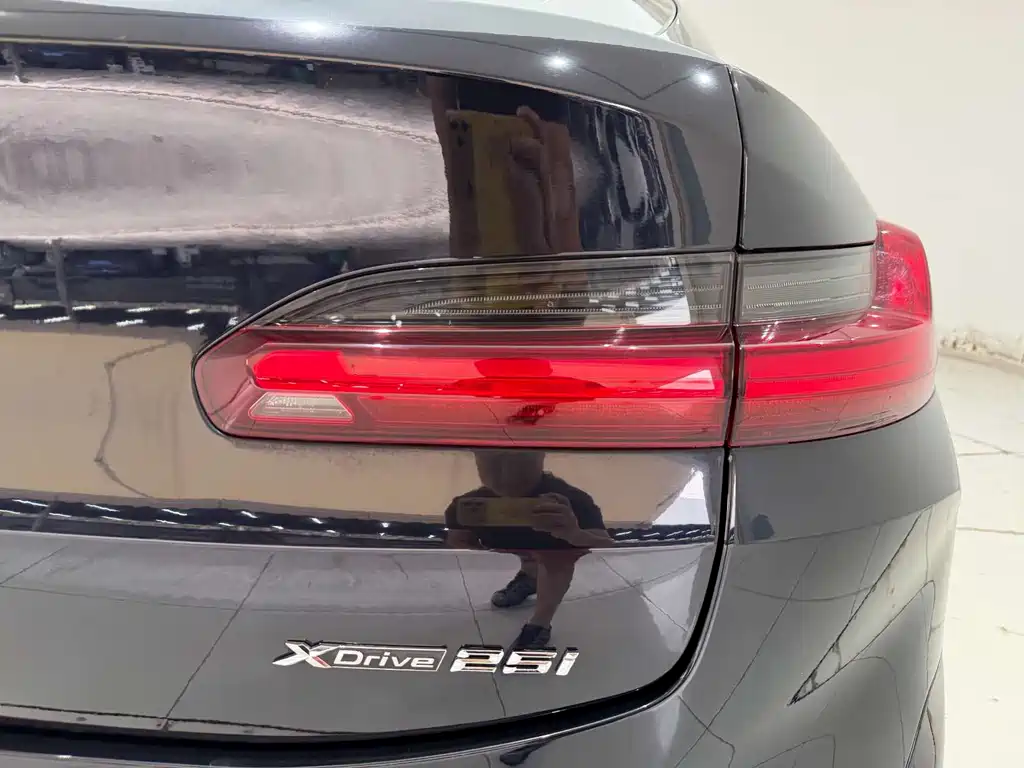 BMW X4 2024 — фото 10