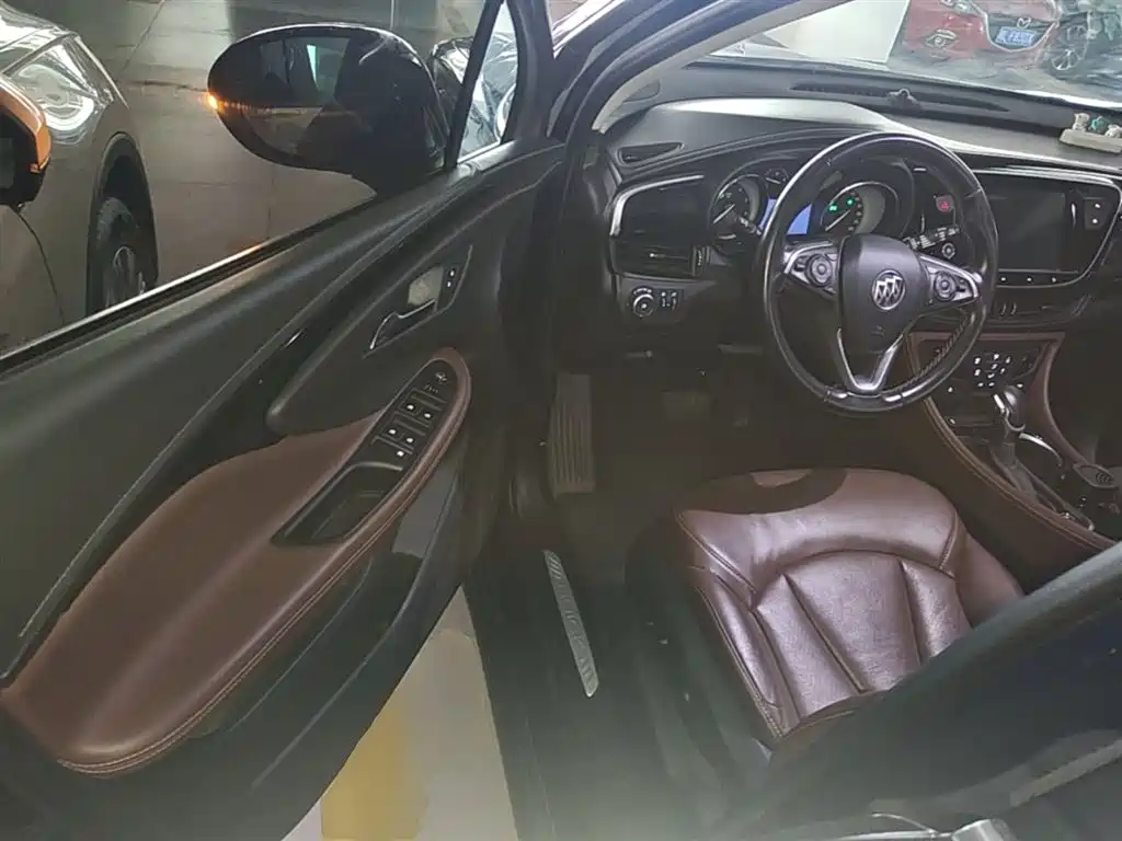 Buick Envision Plus 2022 — фото 16