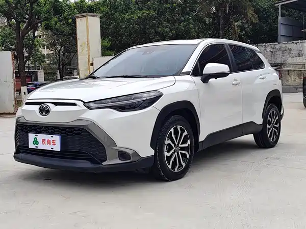 Toyota Frontlander 2023