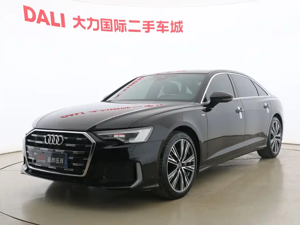 Audi A6L 2022 — фото 1