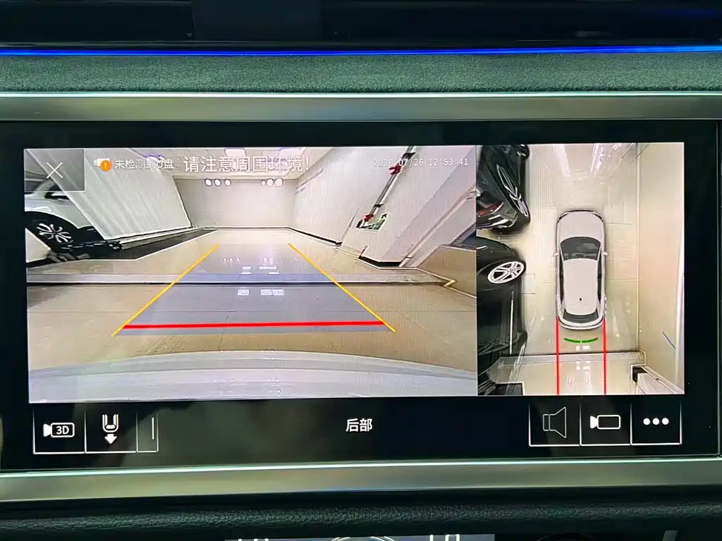 Audi Q3 2022 — фото 17