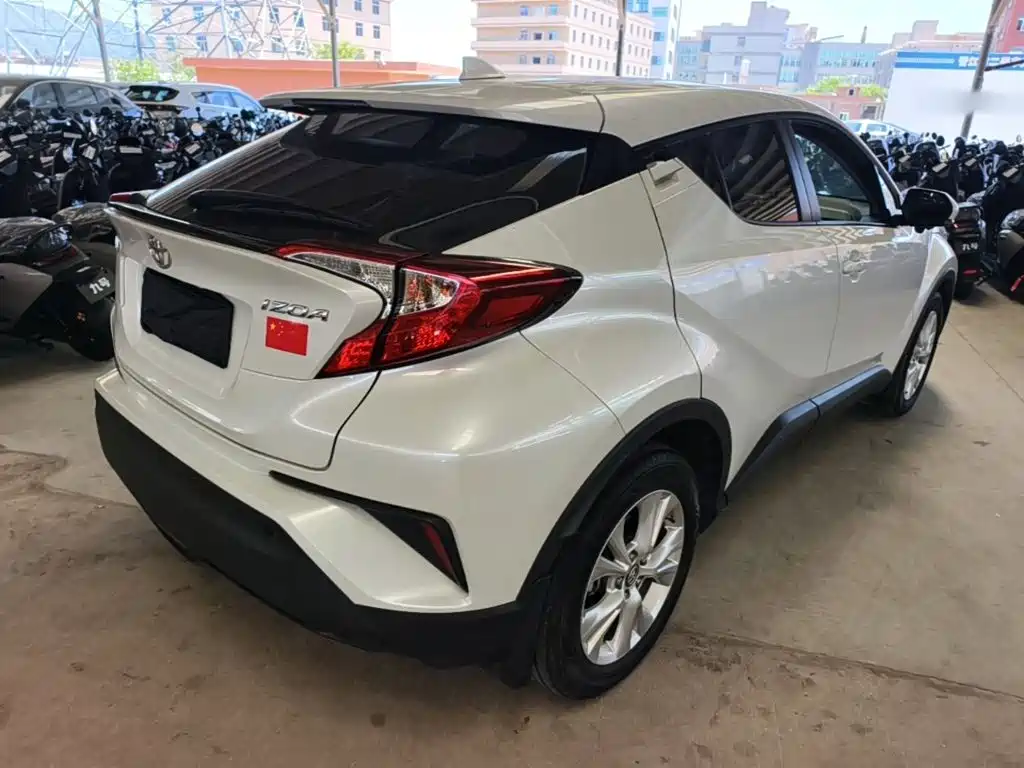 Toyota IZOA 2023
