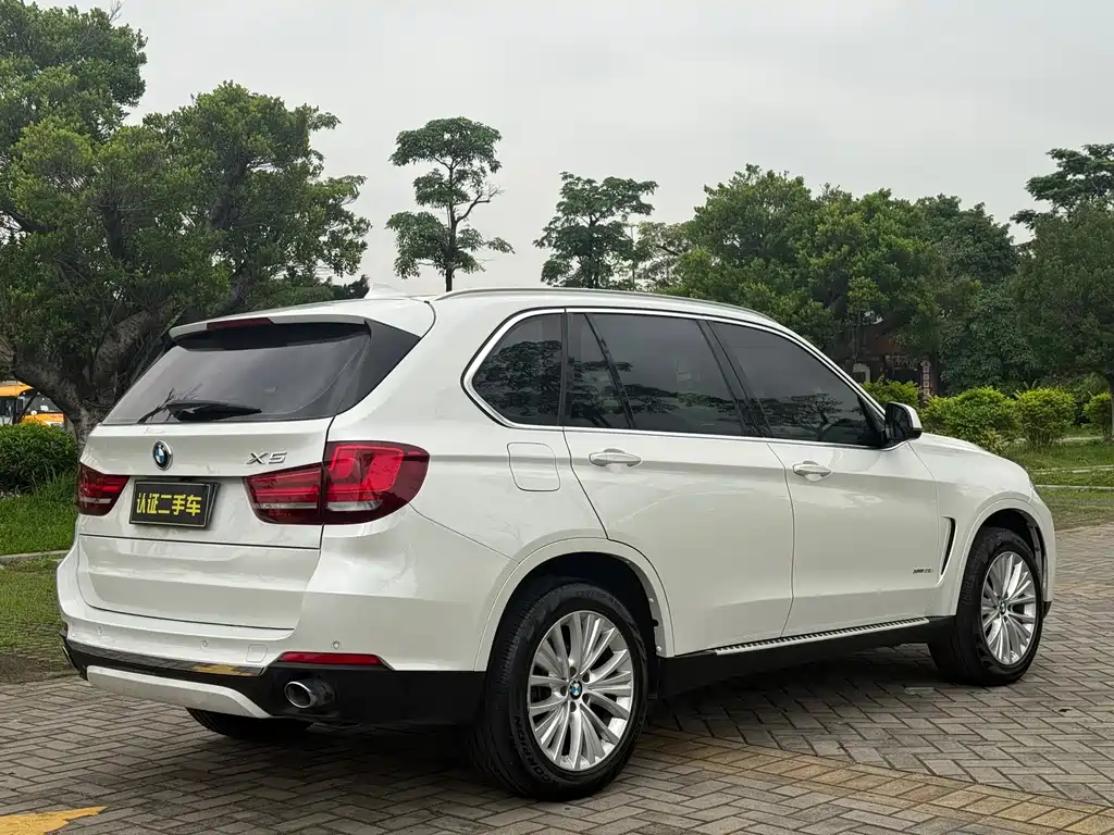 BMW X5 2017 — фото 7